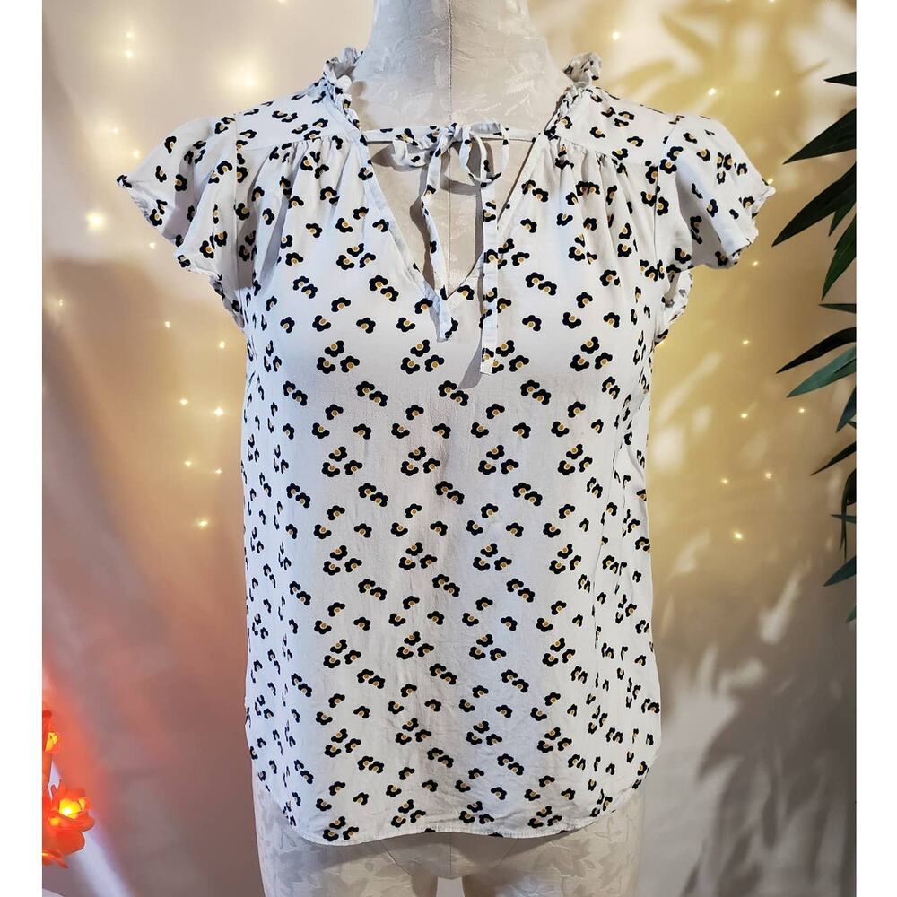 Boden Ivory Daisy Cloud Floral Angelica Top Blouse Womens Size 2 Ruffle Tie Neck